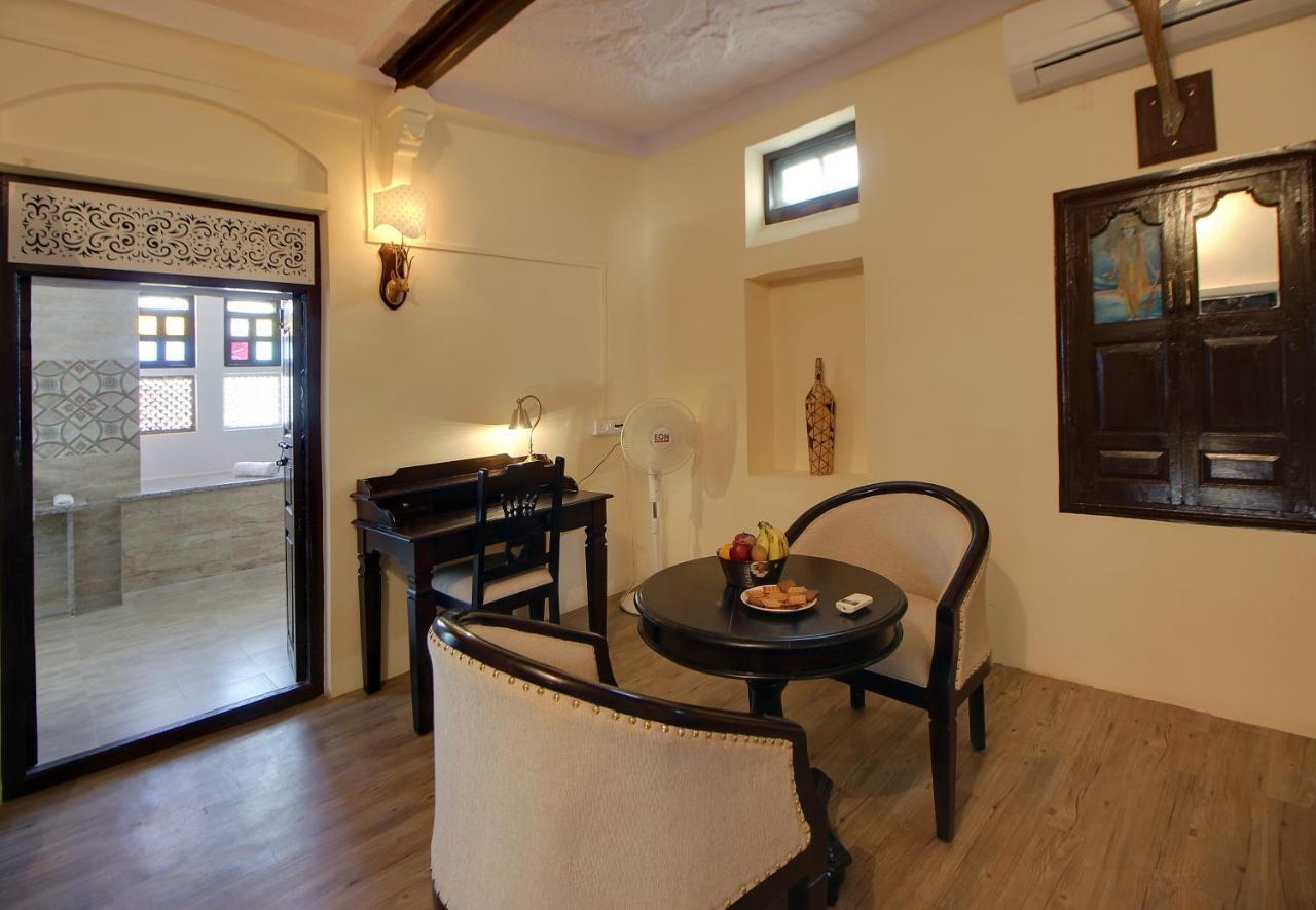 ชาไวย์ คาสเซิล รีสอร์ต - อะ เฮอริเทจ โฮเต็ล อิน ชาไวย์ เลพเพิร์ด รีเซิร์ฟ Hotel Bisalpur ภายนอก รูปภาพ
