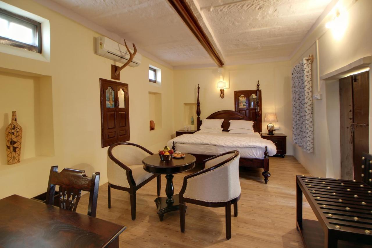 ชาไวย์ คาสเซิล รีสอร์ต - อะ เฮอริเทจ โฮเต็ล อิน ชาไวย์ เลพเพิร์ด รีเซิร์ฟ Hotel Bisalpur ภายนอก รูปภาพ