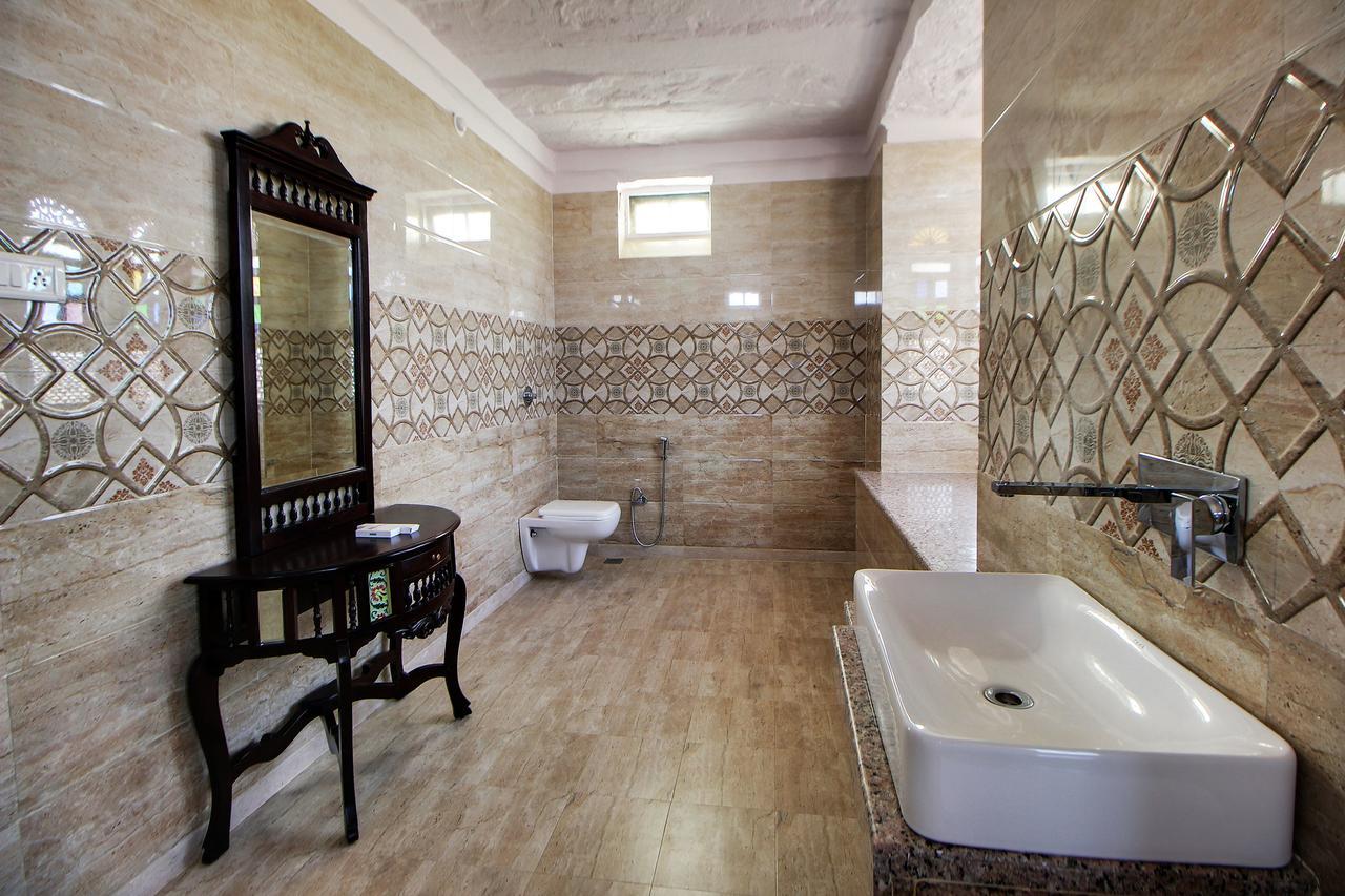 ชาไวย์ คาสเซิล รีสอร์ต - อะ เฮอริเทจ โฮเต็ล อิน ชาไวย์ เลพเพิร์ด รีเซิร์ฟ Hotel Bisalpur ภายนอก รูปภาพ